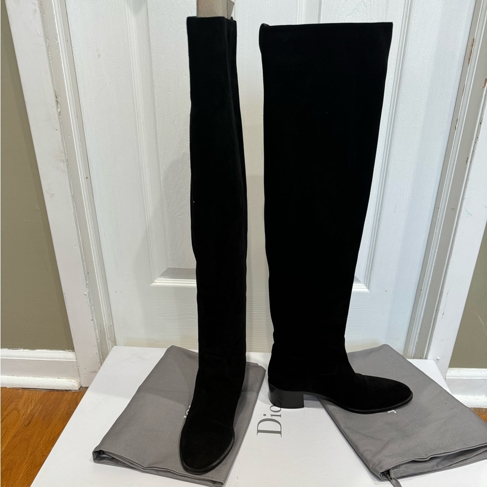 DIOR KNEE-HIGH SUEDE SLOUCHY BOOTS